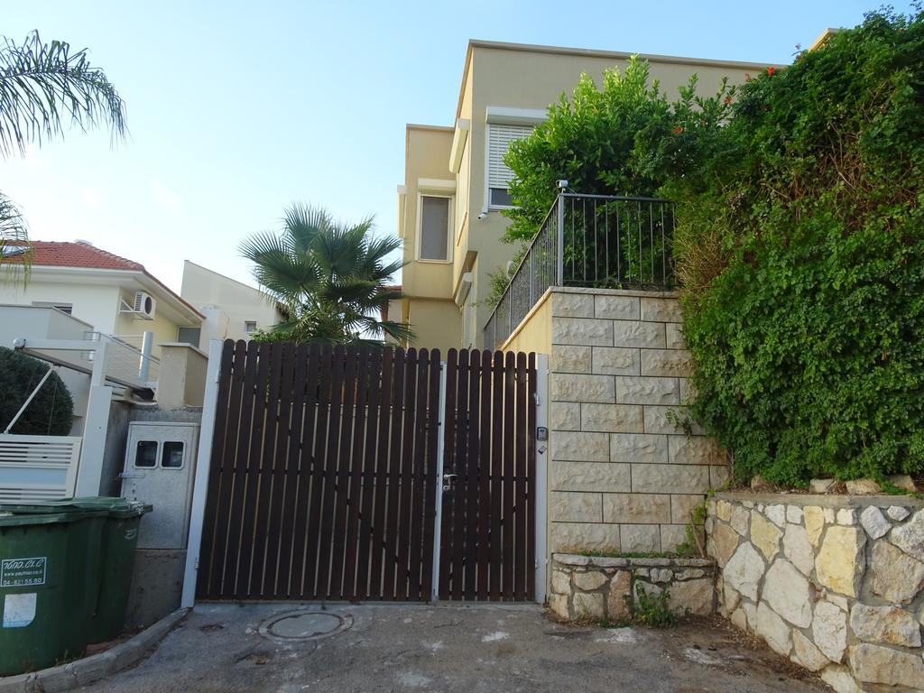 Magnificent Studio In Zichron Yaakov Sea View And Garden Zikhron Ya‘akov Luaran gambar